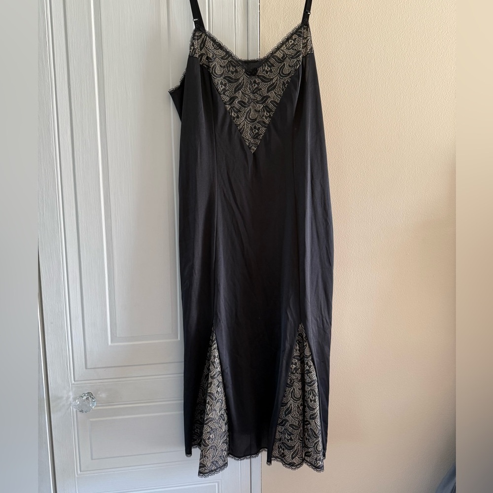Vintage Vanity Fair Nightgown Long Old Hollywood Glamour Black Size 34 Lingerie